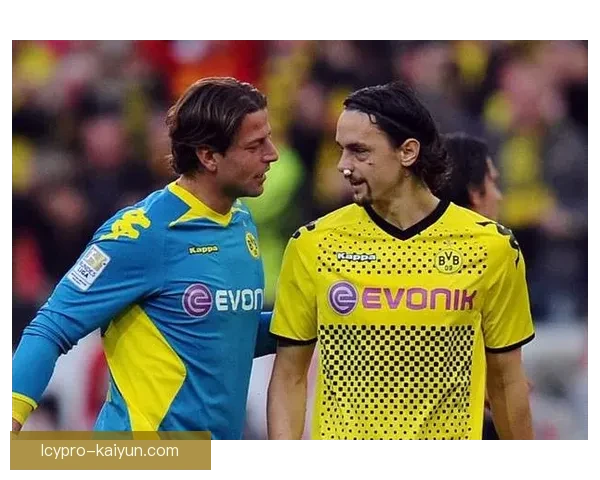 葡超转会动态引发关注，转会市场逐渐活跃，俱乐部备战新赛季。